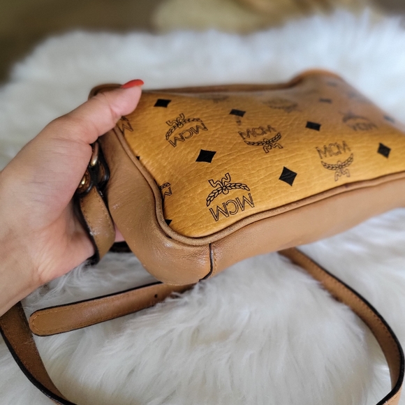 100% Authentic congnac MCM vintage crossbody bag - Picture 7 of 15